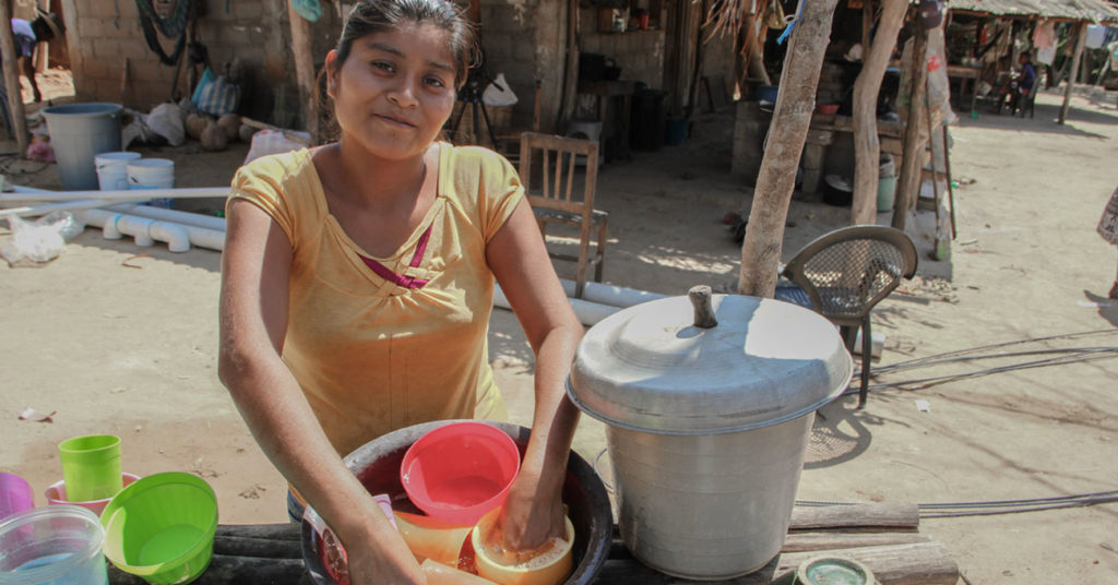 Tener un buen acceso al agua y saneamiento es muy importante para gozar de una buena salud. Es por eso que Rotoplas ha diseñado soluciones para brindar estos servicios a las comunidades de Latinoamérica.